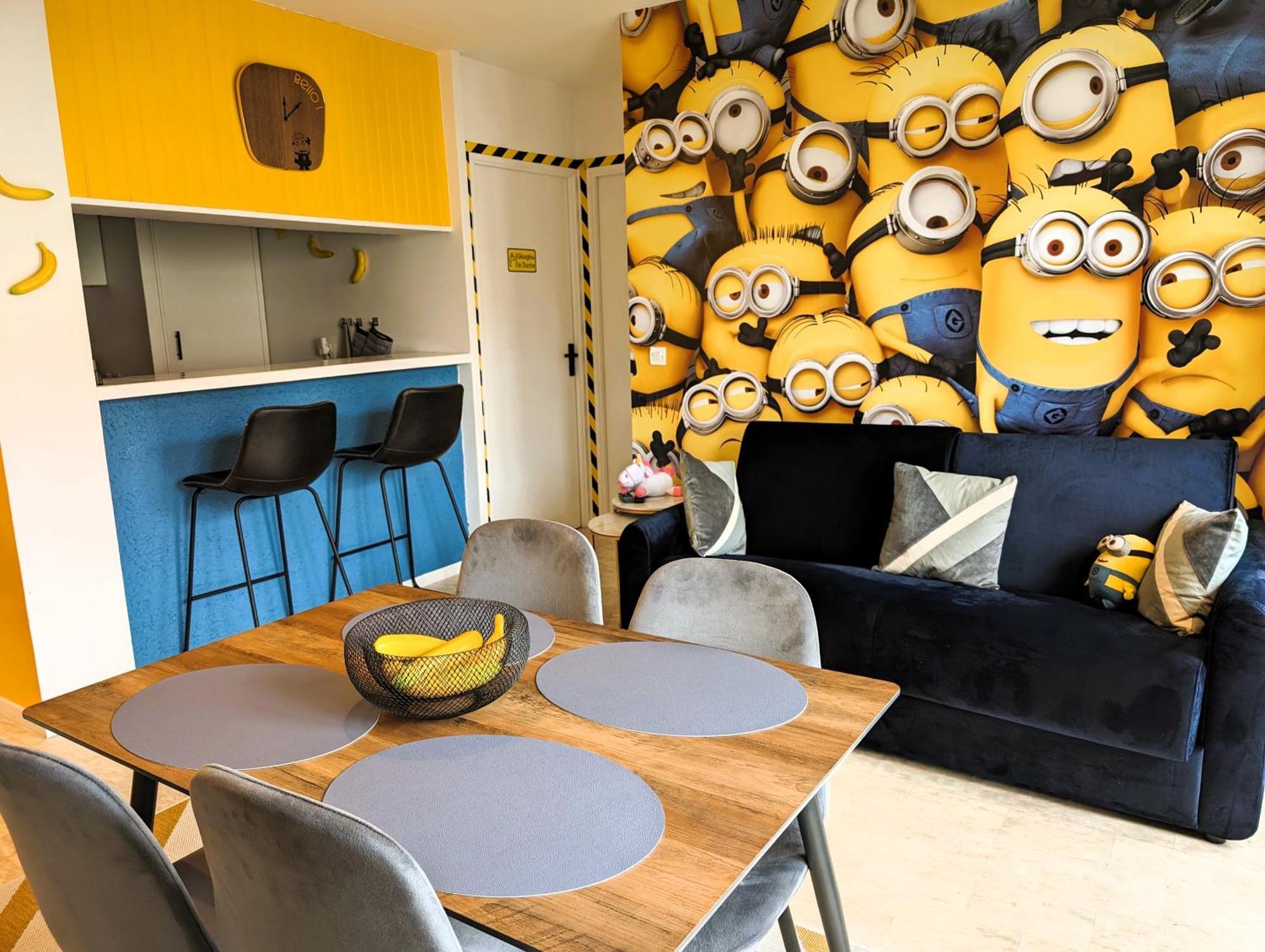 Le Repaire Des Minions - 10' Disney - Familial バイー・ロマンヴィリエ エクステリア 写真
